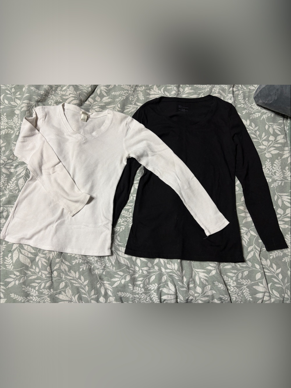 Women's Long-Sleeve Scoop Neck Top - White and Black